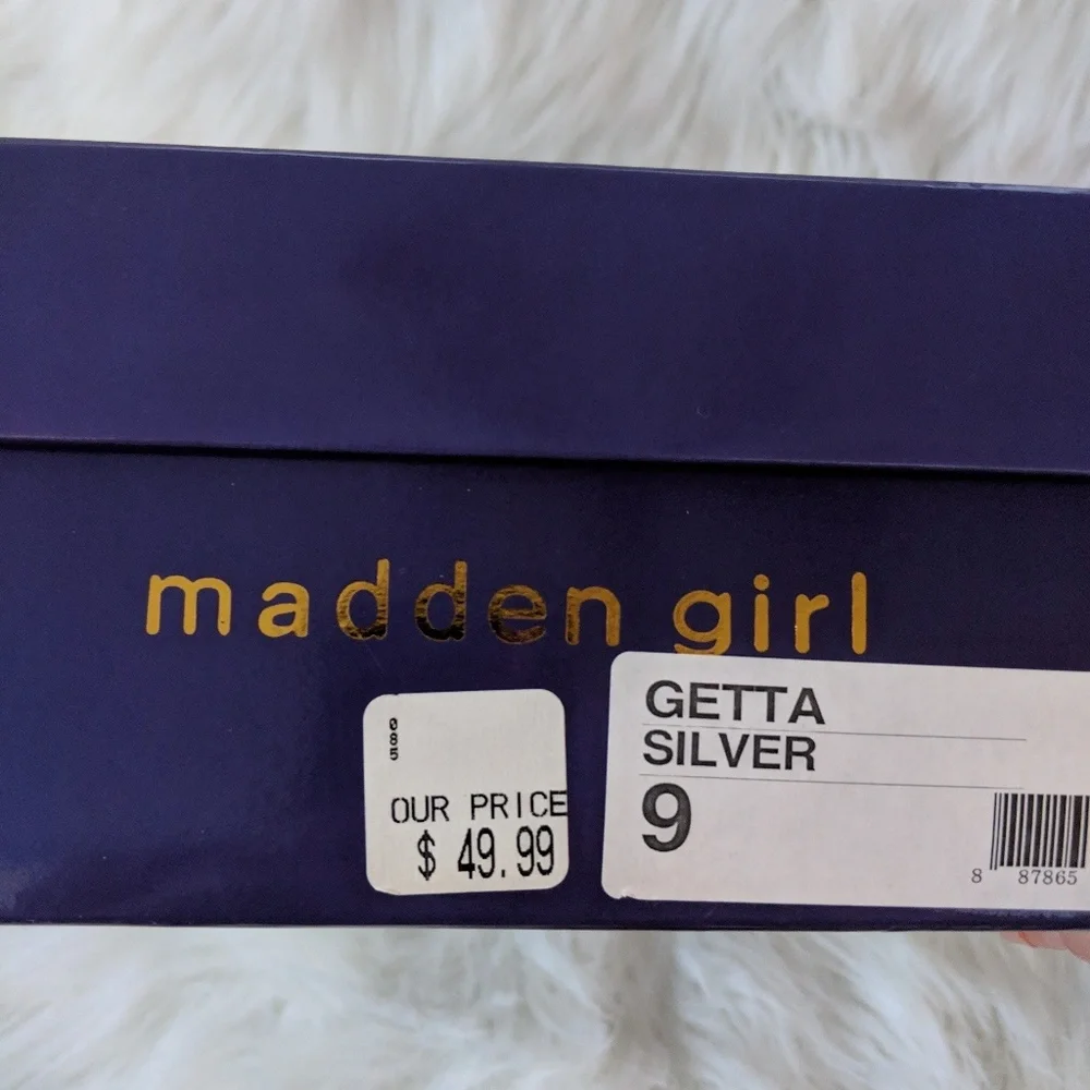 Madden Girl Silver Glitter Closed-Toe Heels